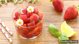 Recette de salade de fraises citron balsamique et menthe