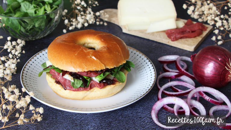 recette bagel carpaccio boeuf confit oignon